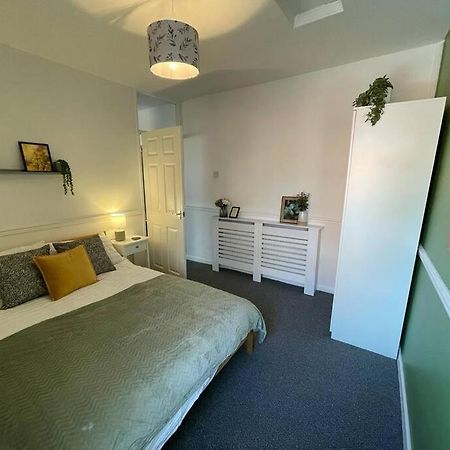 2 Bed Central Cardiff Apartment - Sleeps Five! Eksteriør bilde